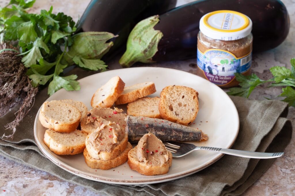 Crème de sardine à l'aubergine - মার্সেই এর সুন্দরী